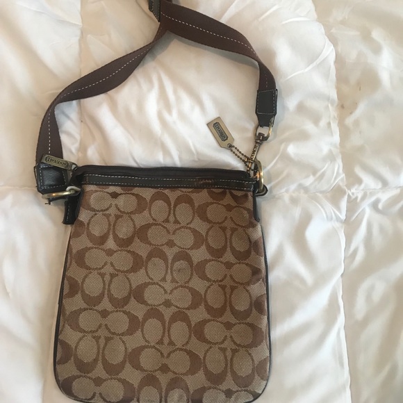 Coach purse - Picture 3 of 3